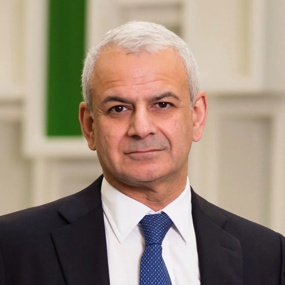 Headshot of Ron Mobed